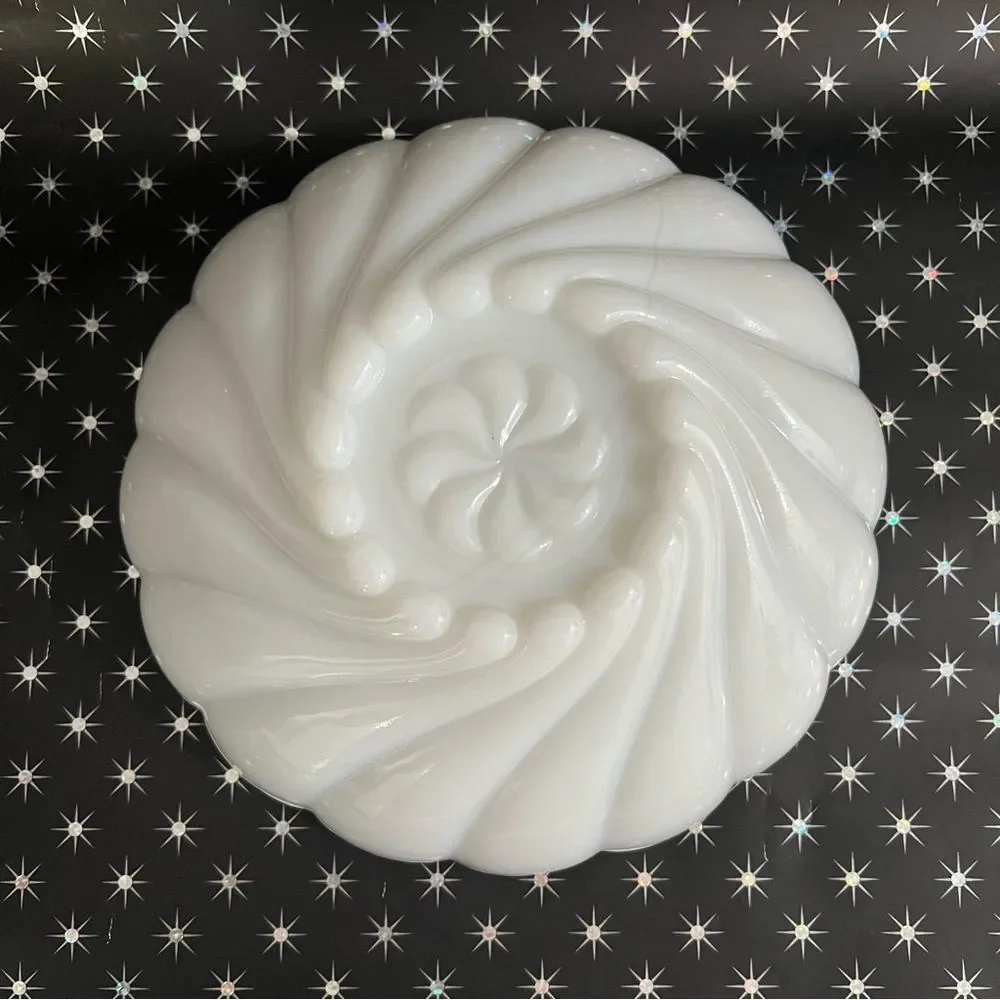 Vintage Hazel Atlas Swirl Milk Glass Scalloped Bowl